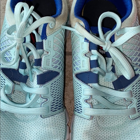 Tennis shoes - Picture 5 of 9